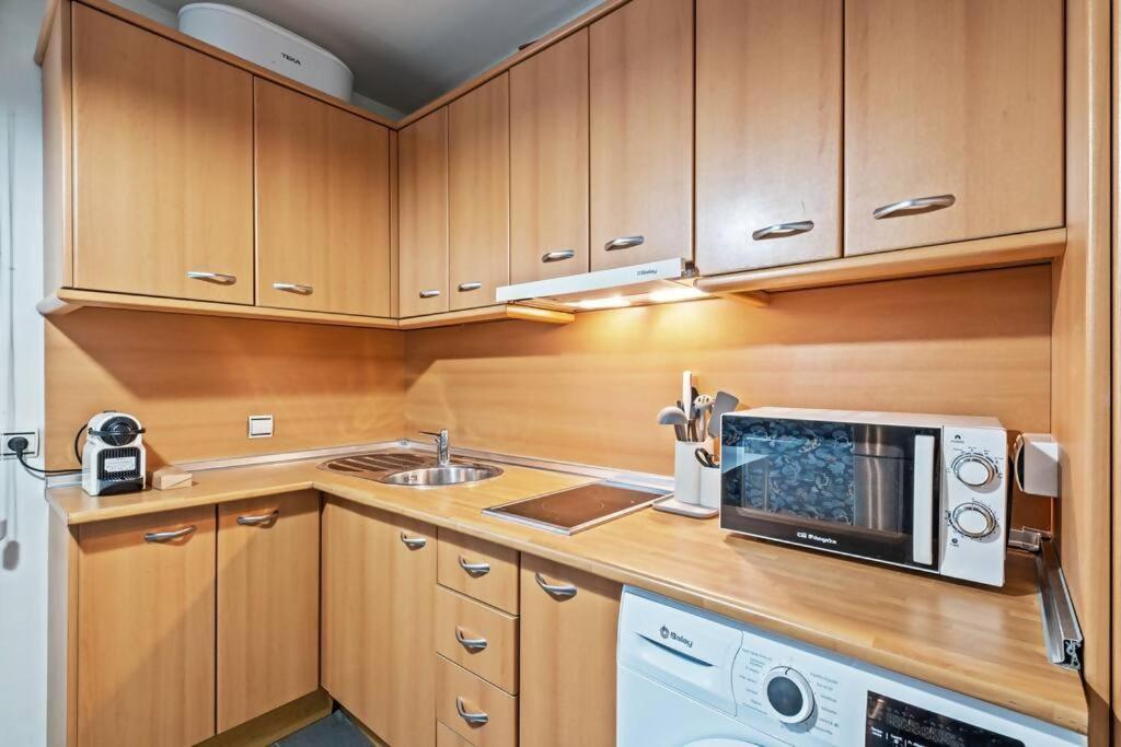 Piso En Atarazanas Appartement Málaga Buitenkant foto